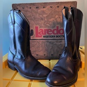 Men’s Laredo 8.5 Black Cherry Cowboy Boots